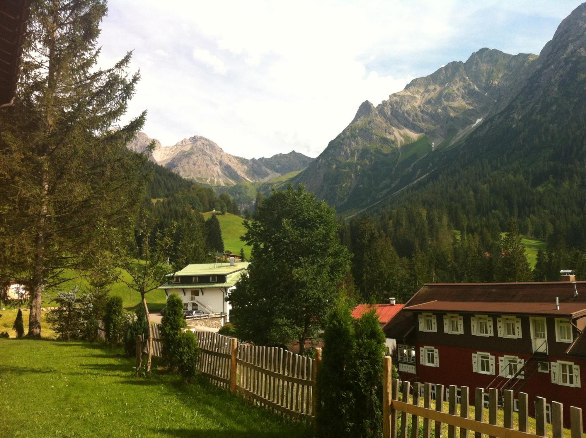 Gaestehaus Wildbach Mittelberg Bagian luar foto