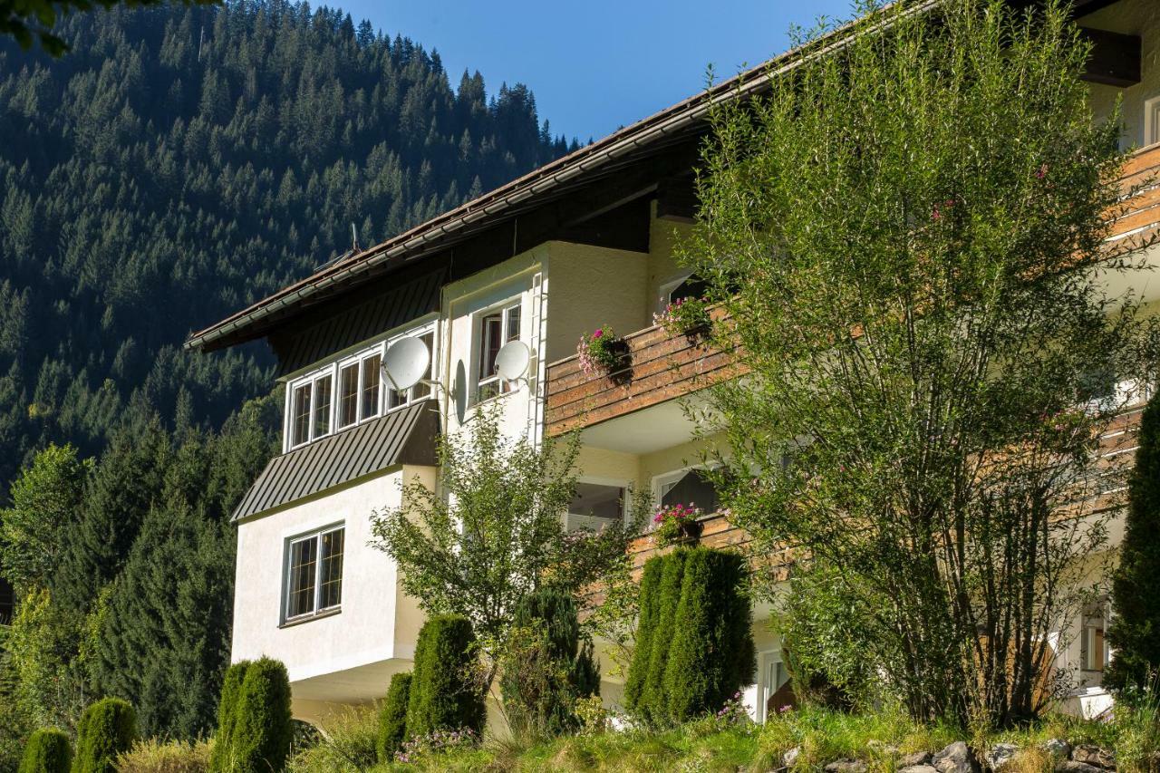 Gaestehaus Wildbach Mittelberg Bagian luar foto