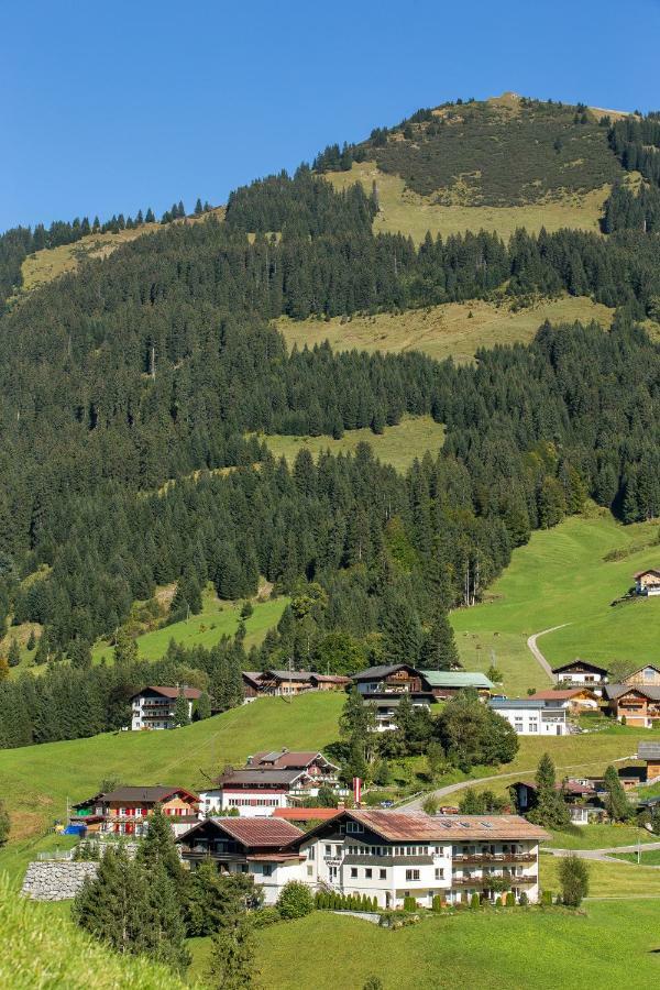 Gaestehaus Wildbach Mittelberg Bagian luar foto